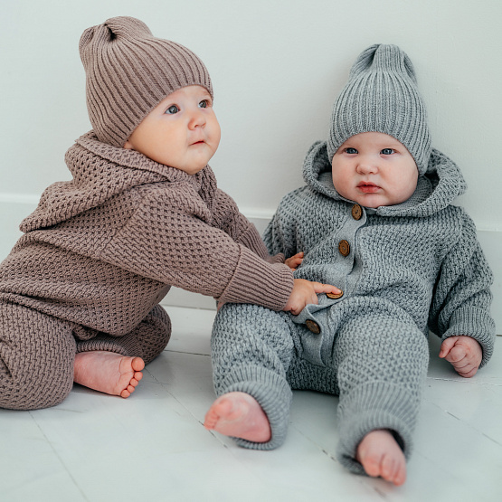 Арт. М-524 Вязаный комбинезон "Гномик", серый