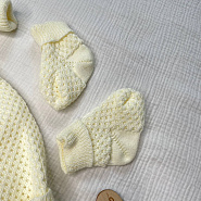 КВ-102 Вязанный комплект на выписку. молочный