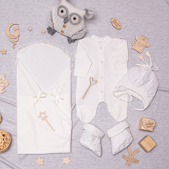 №133 Комплект на выписку "Sunshine", молочный