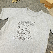 Футболка на двух кнопках, серая с принтом MONS арт.Ф-165-4