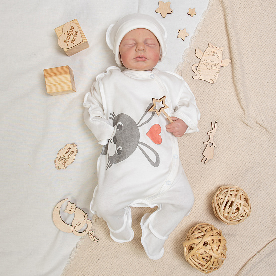 №М-497 Комбинезон с шапочкой на кнопках с принтом заяц