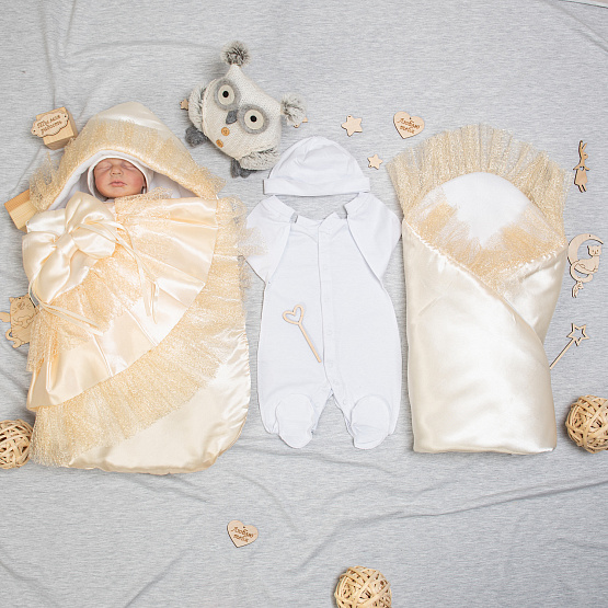 №170 Комплект-конверт на выписку для новорожденного "МАРКИЗА", молочный