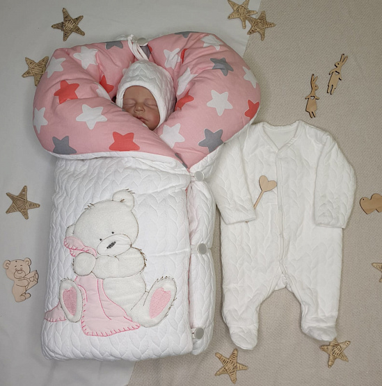 Комплект на выписку " Мишка"