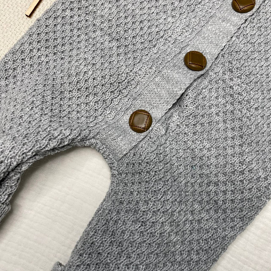 Арт. М-524 Вязаный комбинезон "Гномик", серый