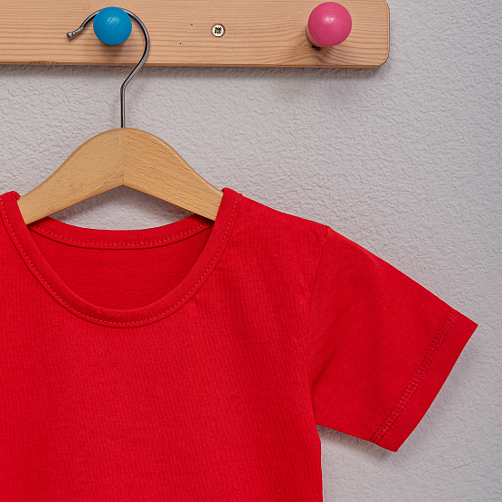 Футболка с круглым вырезом, красная арт.Ф-82