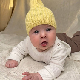 Б-299 Шапочка детская в стиле "Бини". вязаная. полушерсть, желтая