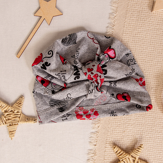 Шапочка детская для девочки "Солоха" №Б-283 клубничка