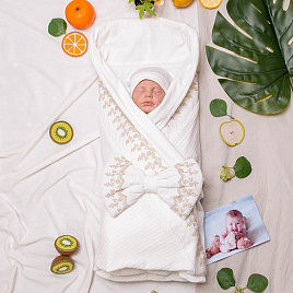 №108 Комплект на выписку "Лакомка"