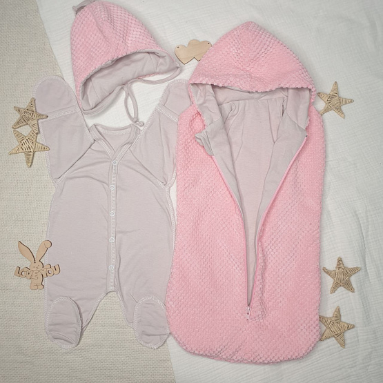 453 Комплект на выписку "Встреча", розовый